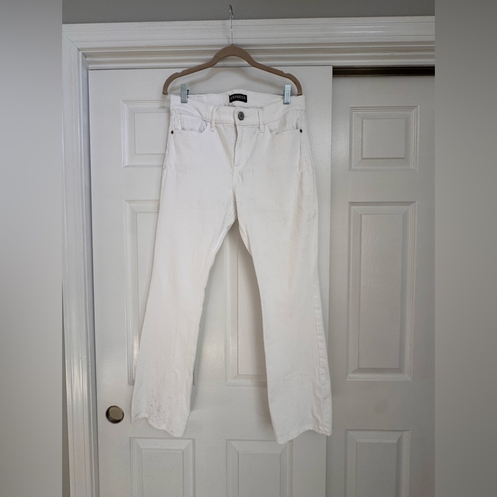 Express Barely Boot Mid Rise Jeans in White 10 short!